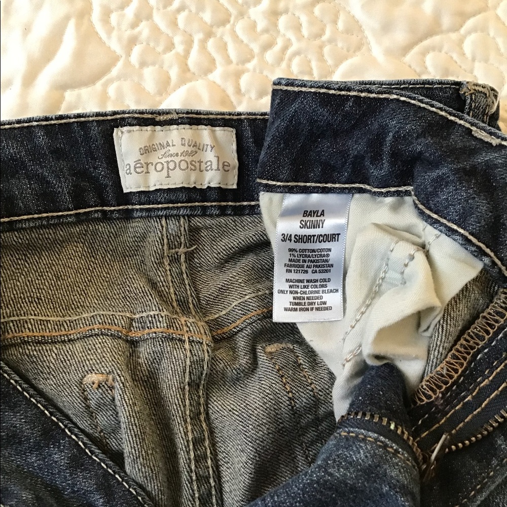 Jeans - Picture 2 of 3